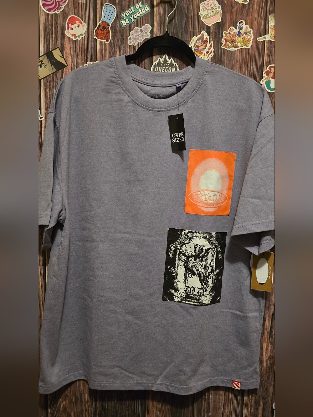 Oversized Men's Gray Graphic Pocket T-Shirt with Orange Accent